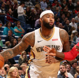Monstruoso Cousins, determinantes Wiggins y Murray