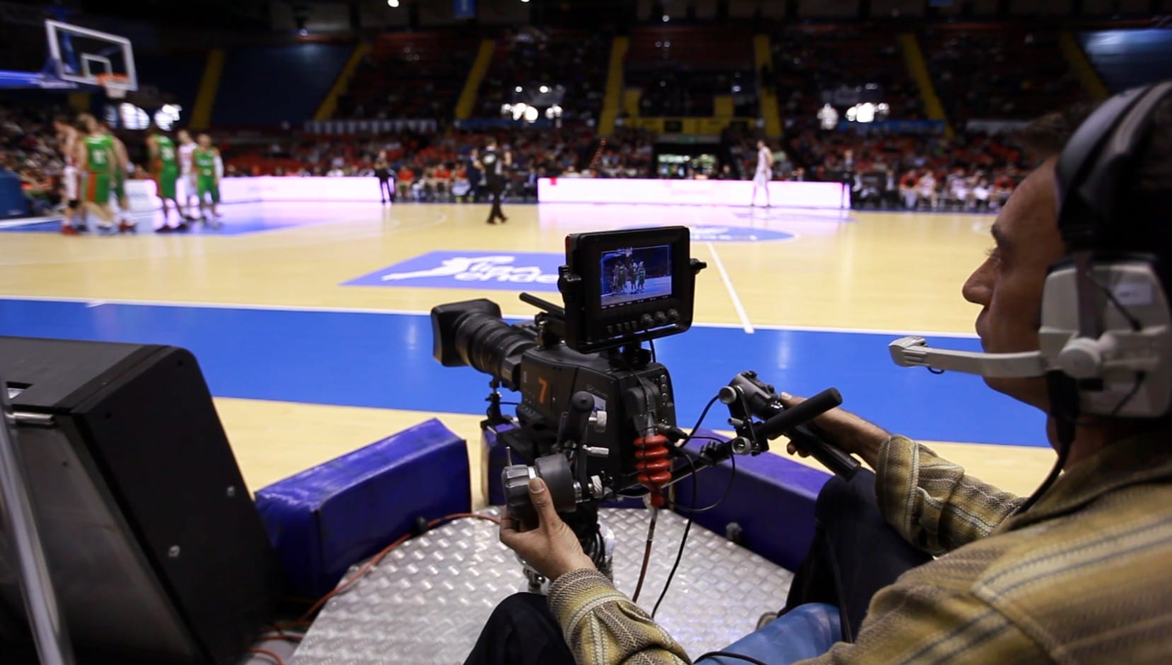 El Látigo: Baloncesto y televisión: cuando un amigo se va... imito a Chuck Berry