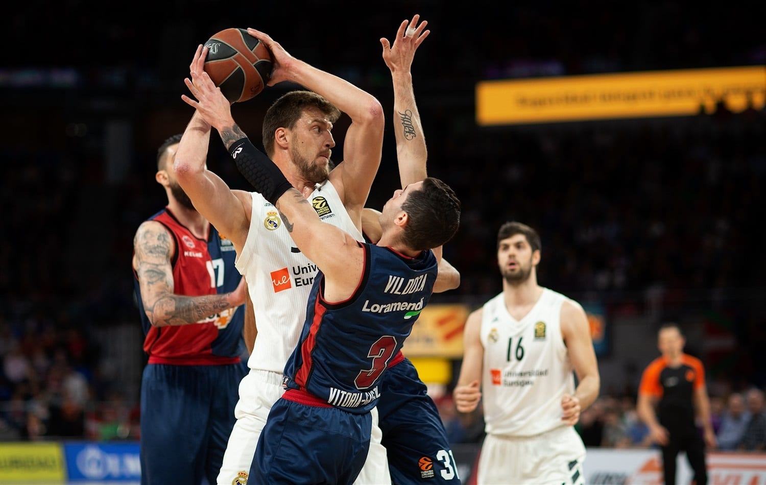 El Estrella Roja, a la caza de Ognjen Kuzmic