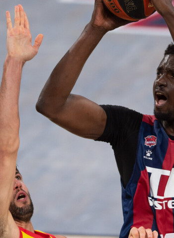 Youssoupha Fall, Jugador de la Jornada 18