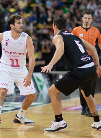 Tecnyconta Zaragoza muere en la orilla en Bilbao (77-72)