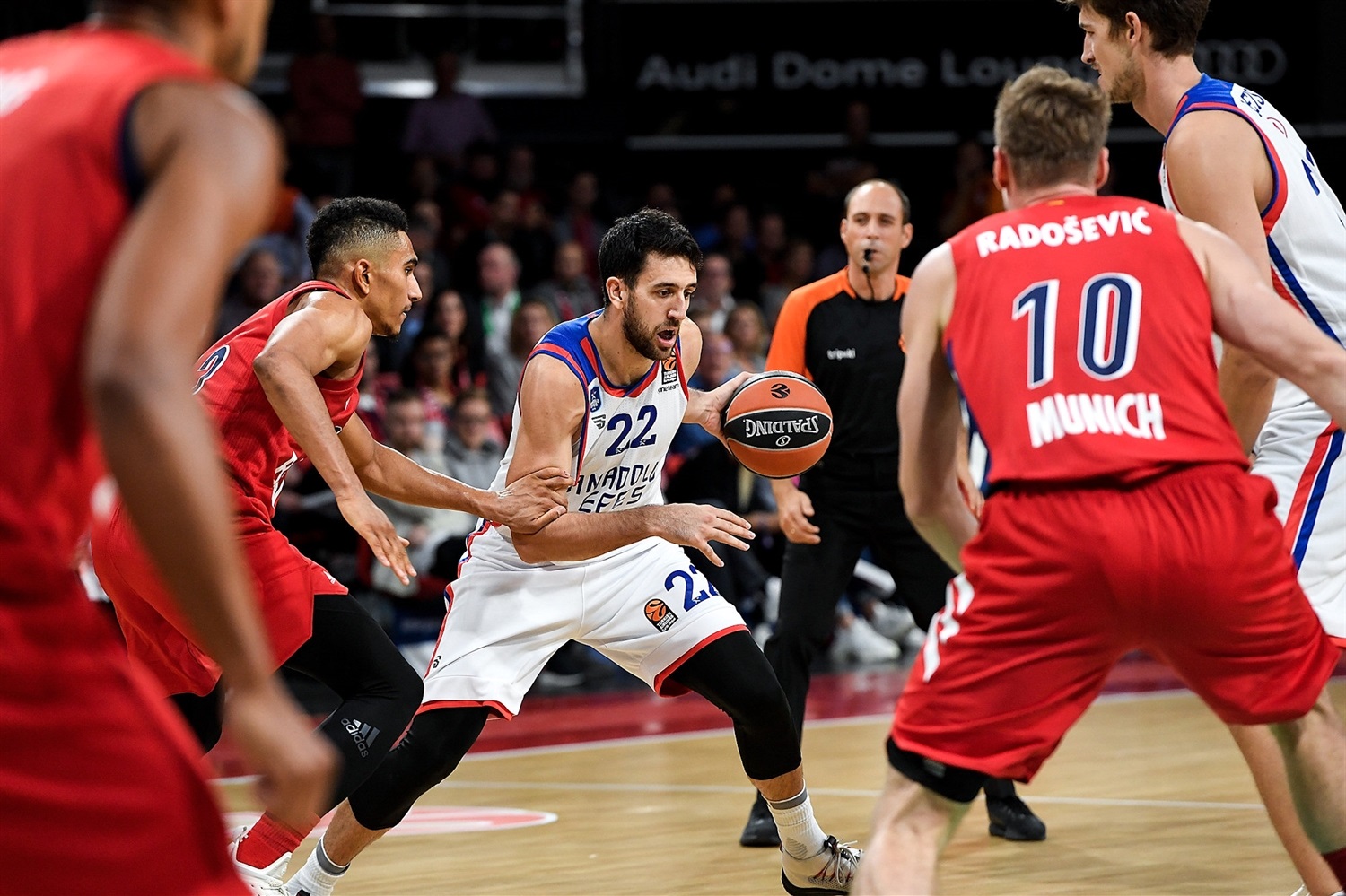 Previa Jornada 9 EuroLeague: Anadolu Efes vs Bayern Munich