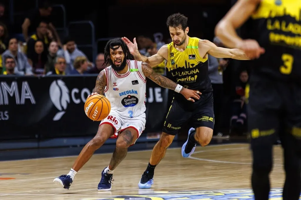 El Canarias sigue imparable y vence al Breogán (96-83)