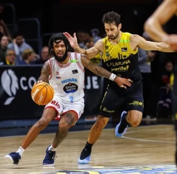 El Canarias sigue imparable y vence al Breogán (96-83)