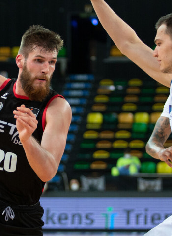 Los triples y el rebote mantienen la fe de RETAbet Bilbao Basket (98-89)