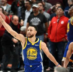 Tras una prórroga los Warriors (117-119) ponen el [4-0] y se clasifica a su quinta final consecutiva