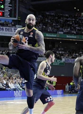 Pero Antic, nuevo jugador del Estrella Roja