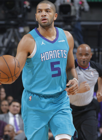 Nicolas Batum ejercerá su opción jugador con los Hornets