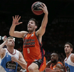 Primera victoria para Valencia Basket ante su afición (80-67)