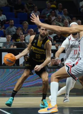 El Lenovo Tenerife demuestra su mejoría ante el Cholet, 95-75