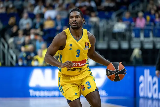 La Virtus Bolonia negocia la contratación de Jaleen Smith