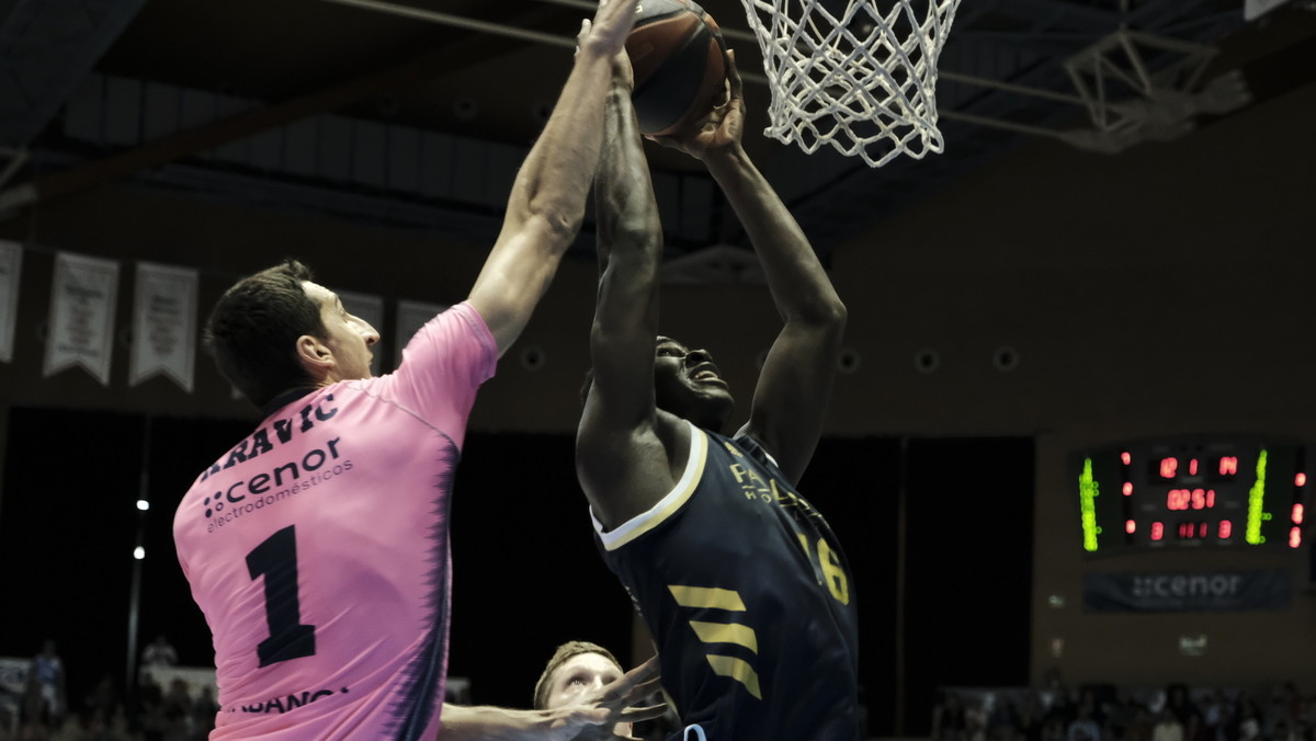 El Madrid mata el partido en el momento clave (76-83)