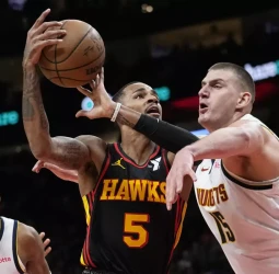 Los Nuggets cortan su racha de derrotas