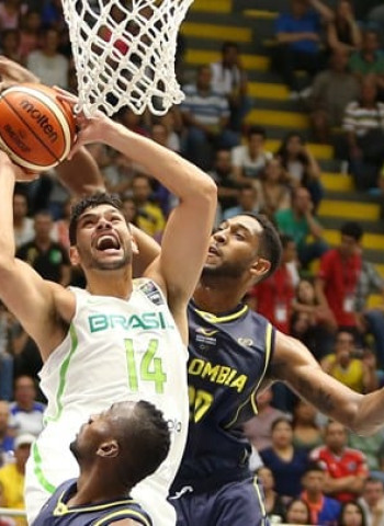 México derrotó a un conocido rival y Brasil superó a una impresionante Colombia