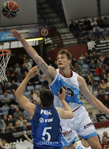 Segunda prórroga consecutiva, segunda derrota para el Monbus Obradoiro (107-99)