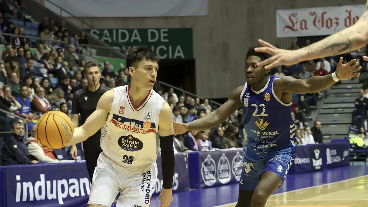 El Monbus Obradoiro 2025/26: 1x1 Alex Barcello