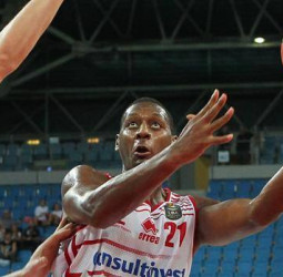 Jarrod Jones, opción interior para el Unicaja Málaga