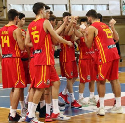 La U20M de Ibon Navarro gana y deja buenas sensaciones en su debut (91-59)
