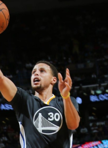 Stephen Curry confirma que no contempla otra cosa que renovar con los Warriors