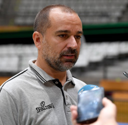 La Penya se estrena en la Liga Endesa recibiendo al Bilbao Basket