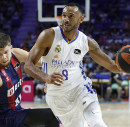 [2-0] Un Real Madrid feroz se pone a un paso del Playoff Final (83-71)