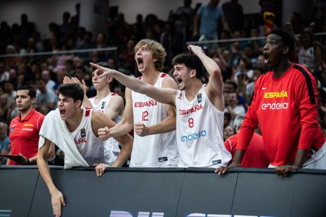 La Selección U19 se baña en oro para conquistar el gran trono mundial (73-69)