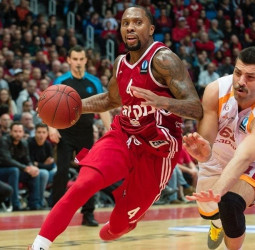 Earl Rowland, opción para el Khimki