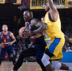 El Barcelona le da el mejor homenaje a Navarro (89-67)