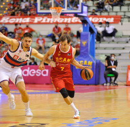 Duelo ante un rival directo en la lucha por el PlayOff