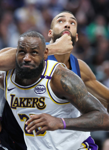 El cansancio deja a los Lakers al borde de la eliminación, 113-116 [1-3]