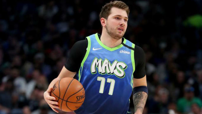 Derrotas de Mavericks y Sixers; Victorias de Celtics, Rockets y Raptors
