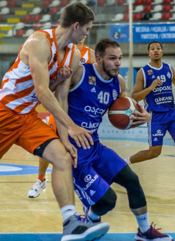 Clínica Sur-Aspasia Valladolid y TAU Castelló dejan claras sus intenciones