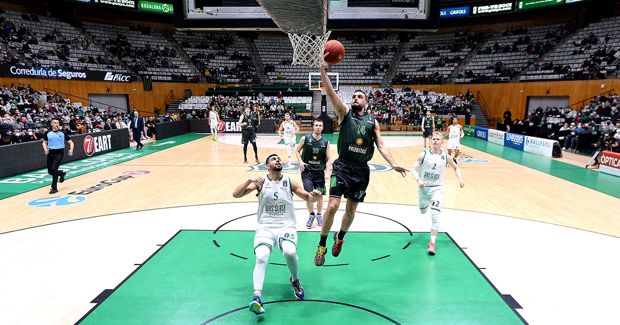 La Penya cierra con victoria contra el Slask Wroclaw una fase de grupos impresionante (97-79)
