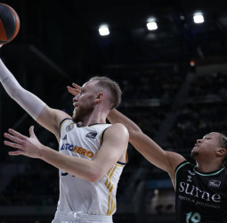 El Madrid se recupera a costa del Bilbao Basket