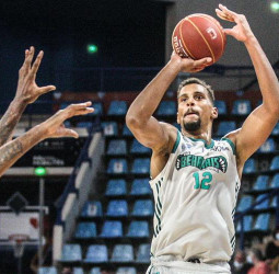 Petr Cornelie podría recalar en los Denver Nuggets