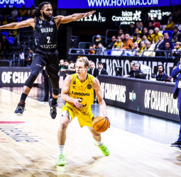 Giorgi Shermadini y Bruno Fitipaldo doblegan a Surne Bilbao Basket (78-66)