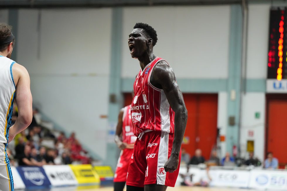 Hasta tres equipos de EuroLeague están interesados en Momo Faye