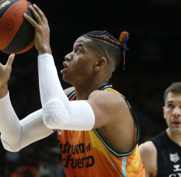 El Valencia Basket más coral apuesta por el Playoff (95-88)