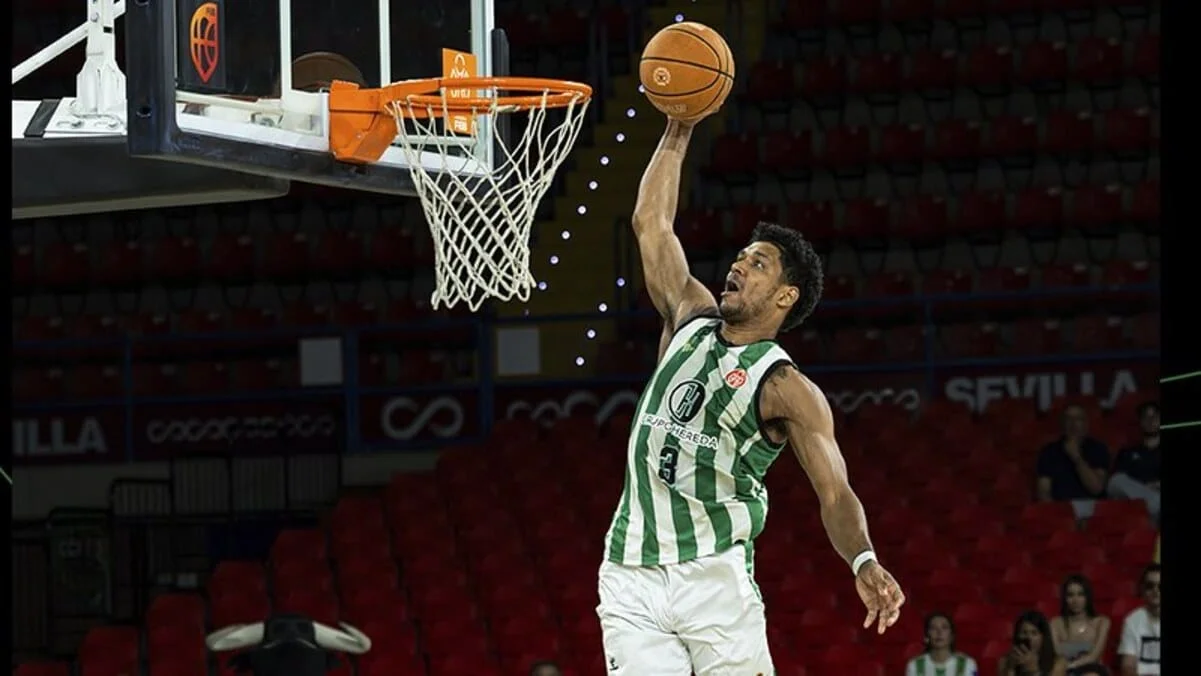 Bàsquet Girona apunta a Mark Hughes como refuerzo exterior