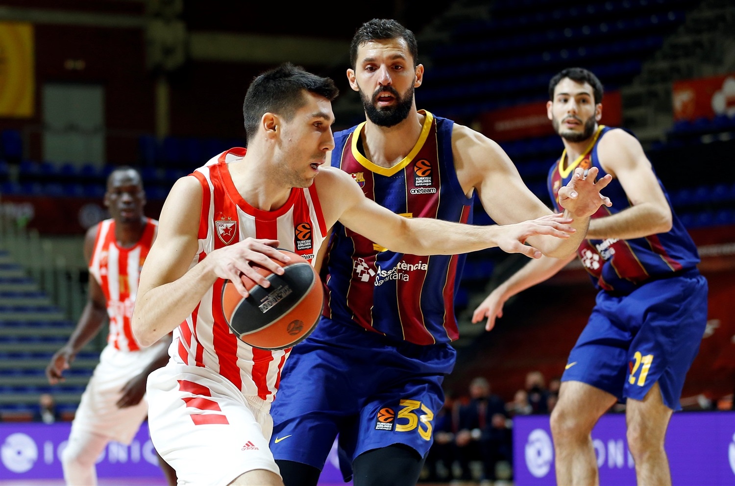 El Zvezda tratará de mantener el calor ante el líder de la liga, el Barcelona
