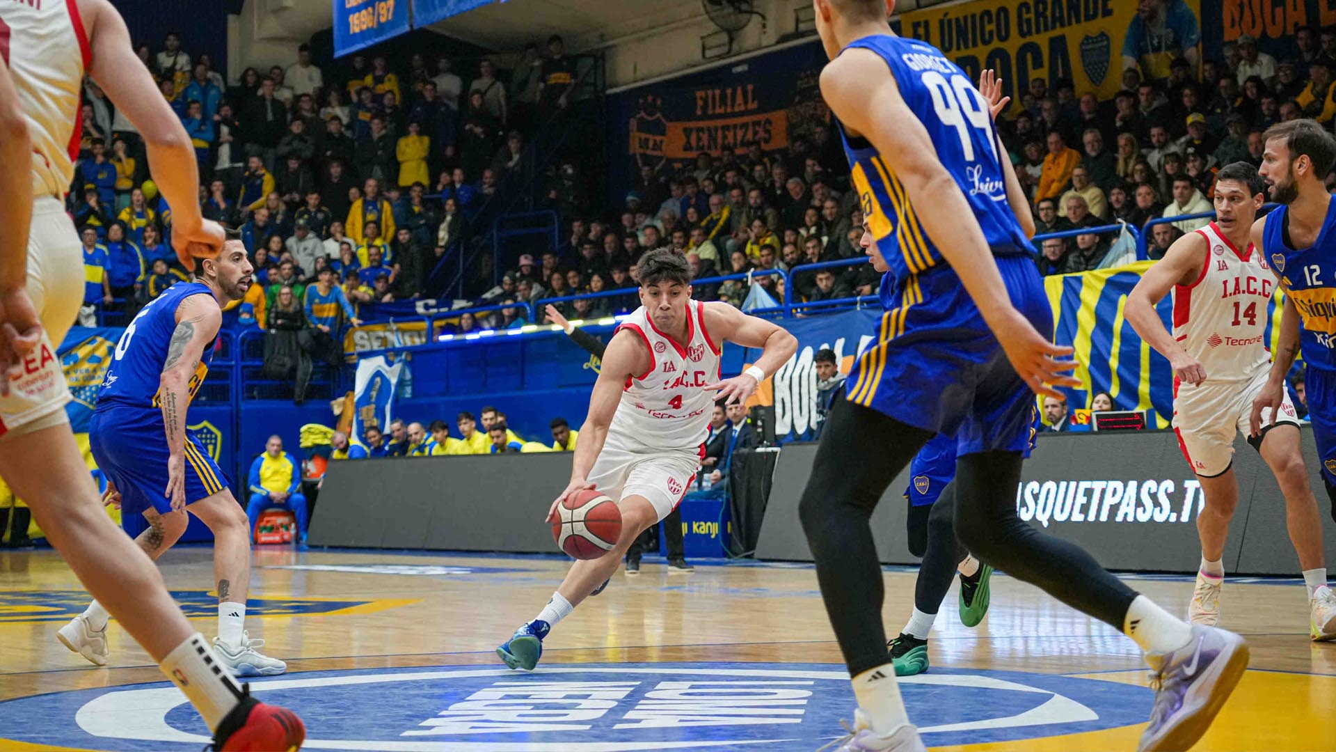 Finales LNB: Instituto se llevó el primero
