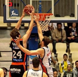 Victoria solvente del Valencia Basket en Santiago (79-91)