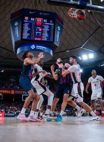Un Barça letal no da opción a Coviran Granada (100-82)