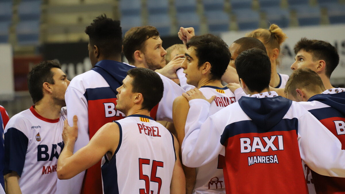 BAXI Manresa resuelve en un tercer cuarto aciago de Acunsa GBC (71-78)