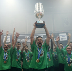 Panathinaikos, quinta liga griega consecutiva
