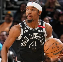 Devonte` Graham no acepta la oferta de la Virtus Bolonia