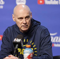 Rick Carlisle: “El viaje a París nos cambió”