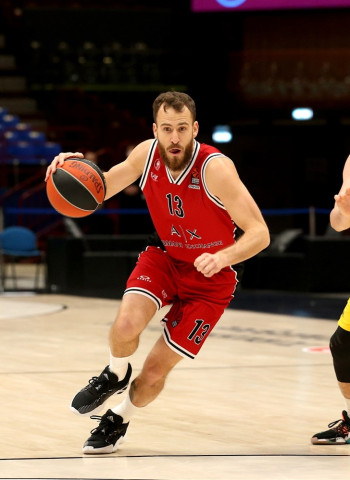 El Milán no encuentra rival en el ALBA Berlín (75-55)