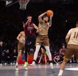 La primera parte marca la victoria del Baskonia, 92-76