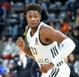 Kostas Antetokounmpo llega a un acuerdo con los Chicago Bulls